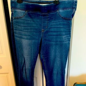 Old Navy Mid-Rise Rockstar Super Skinny Jeggings
